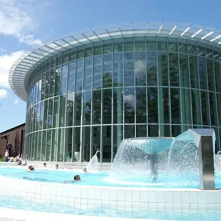 Aux Pieds Des Thermes *